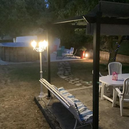 Un Sejour Entre Nimes Et Montpellier Appartement Souvignargues Buitenkant foto