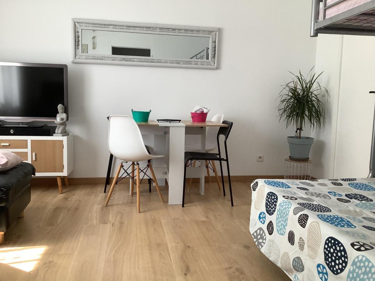 Un Sejour Entre Nimes Et Montpellier Appartement Souvignargues Buitenkant foto